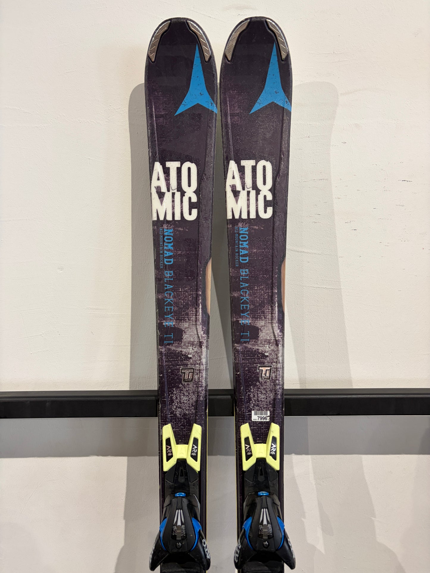 Atomic Nomad Blackeye TI 181cm