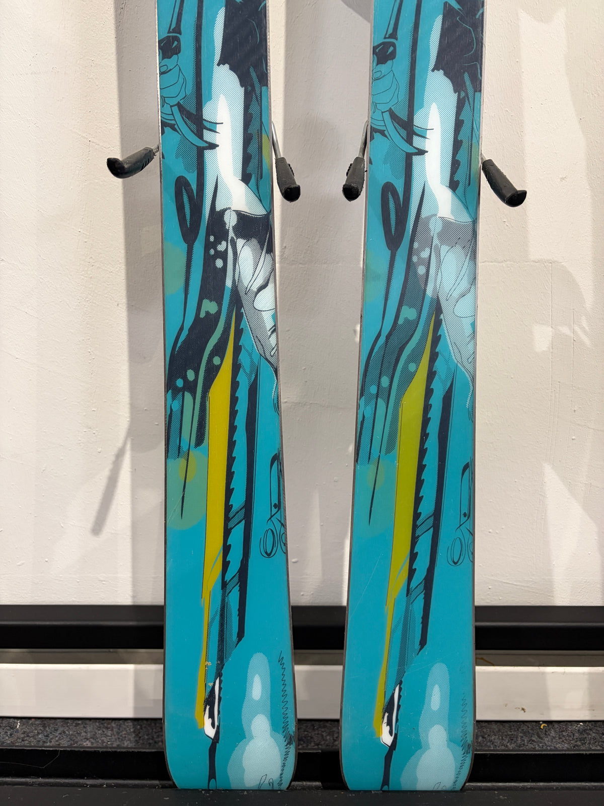 Head Mya No.6 Beauty Performance 156cm