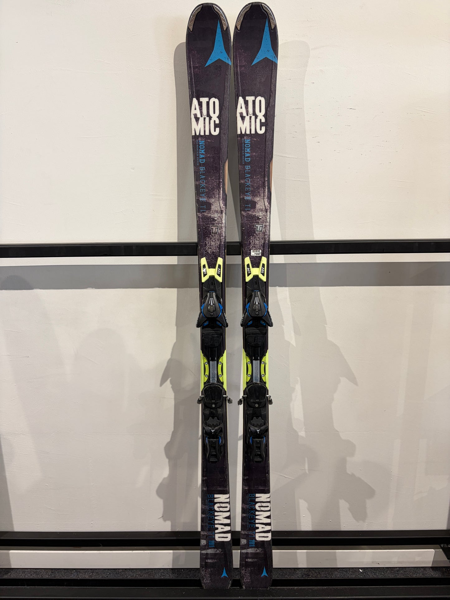 Atomic Nomad Blackeye TI 181cm