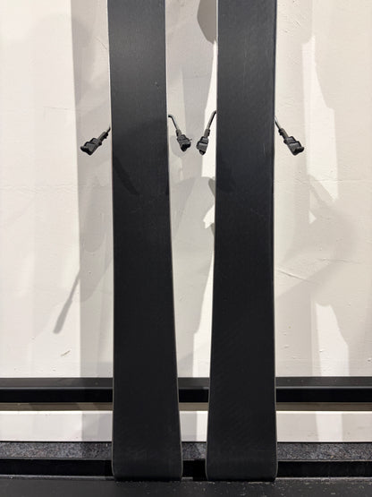 Movement Yaka 157cm