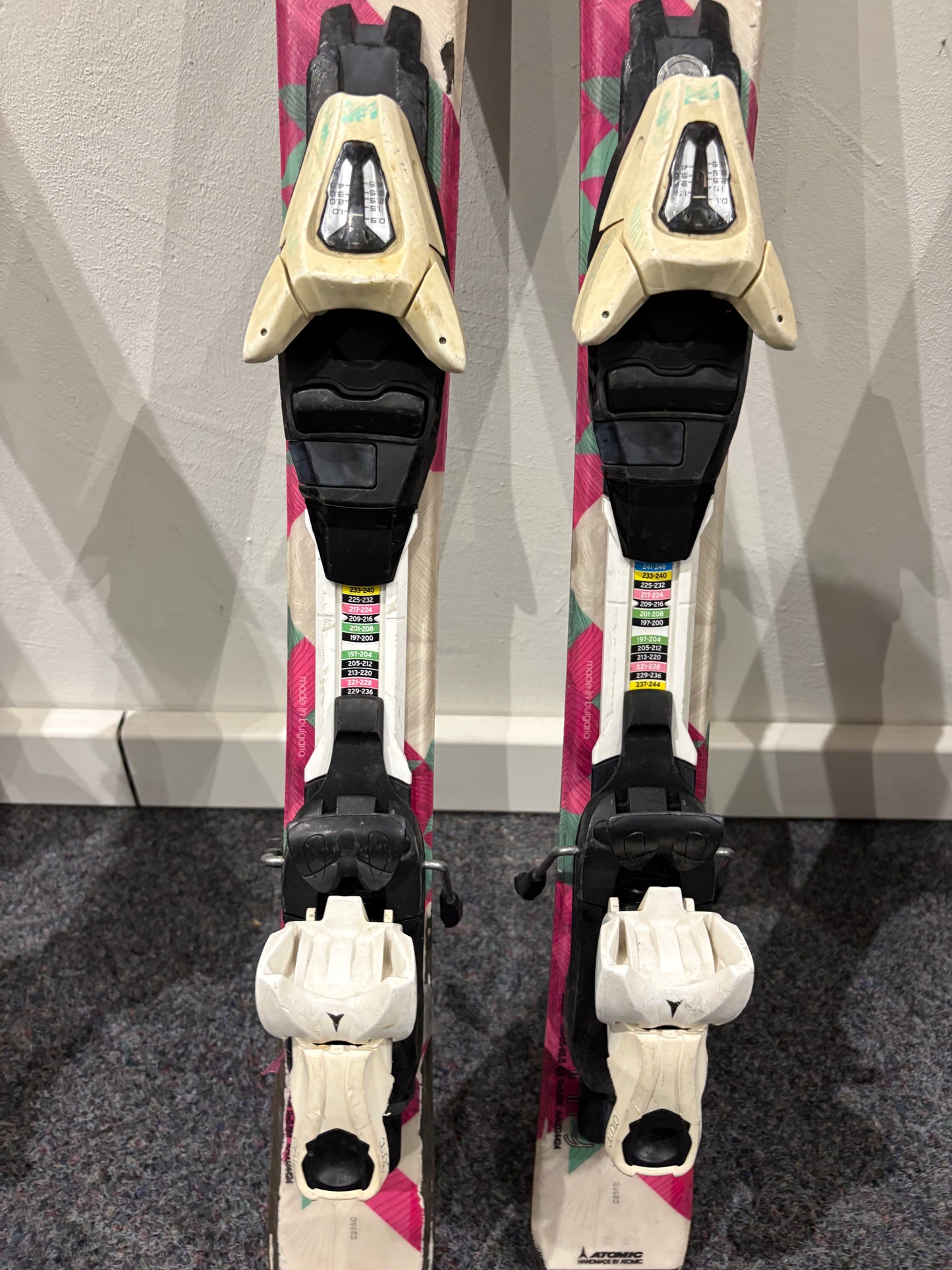 Atomic piste rocker kinderski 90cm