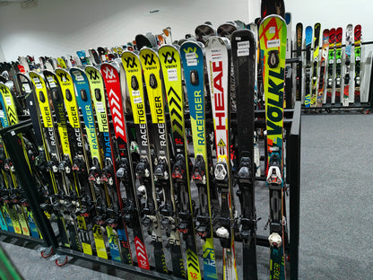 Rek 15: ski's gebruikt tussen 155 - 165 cm