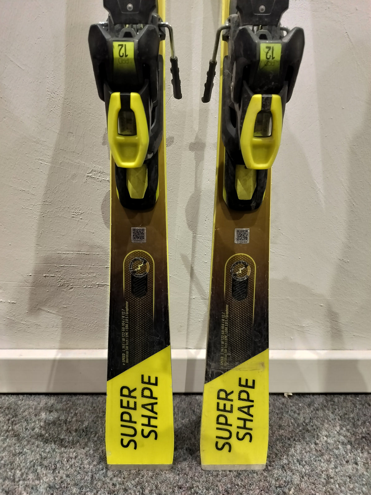 Head Supershape e-SPEED 163cm