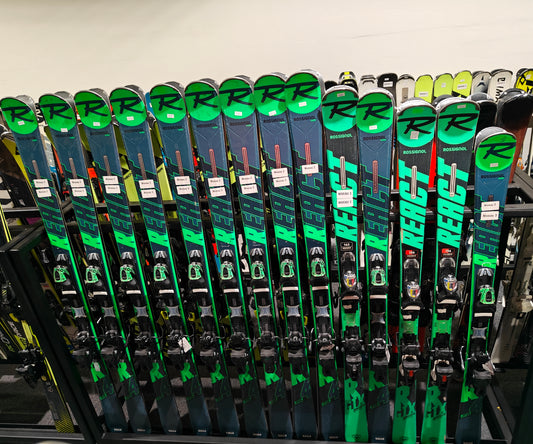 Rek 11: ski's gebruikt tussen 154 - 170 cm