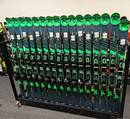 Rek 10: ski's gebruikt 154 cm