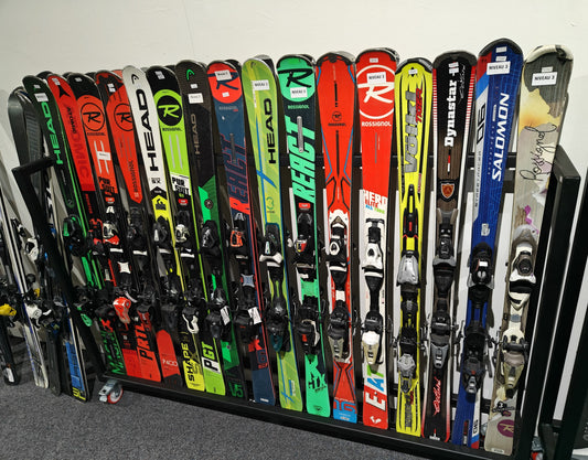 Rek 4: ski's gebruikt tussen 146 - 149 cm