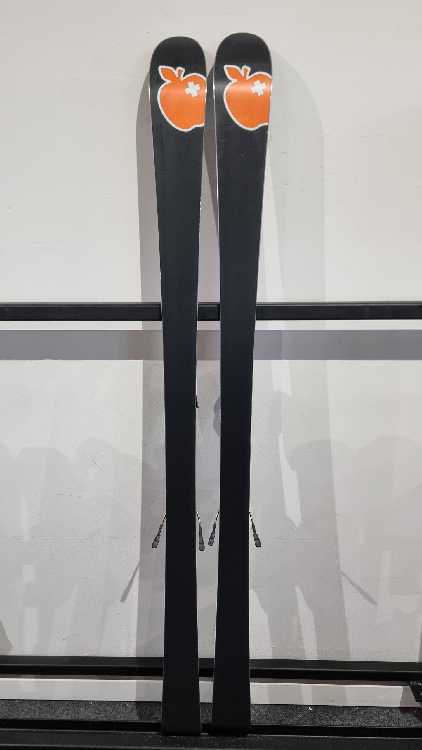 Movement Yaka 175cm
