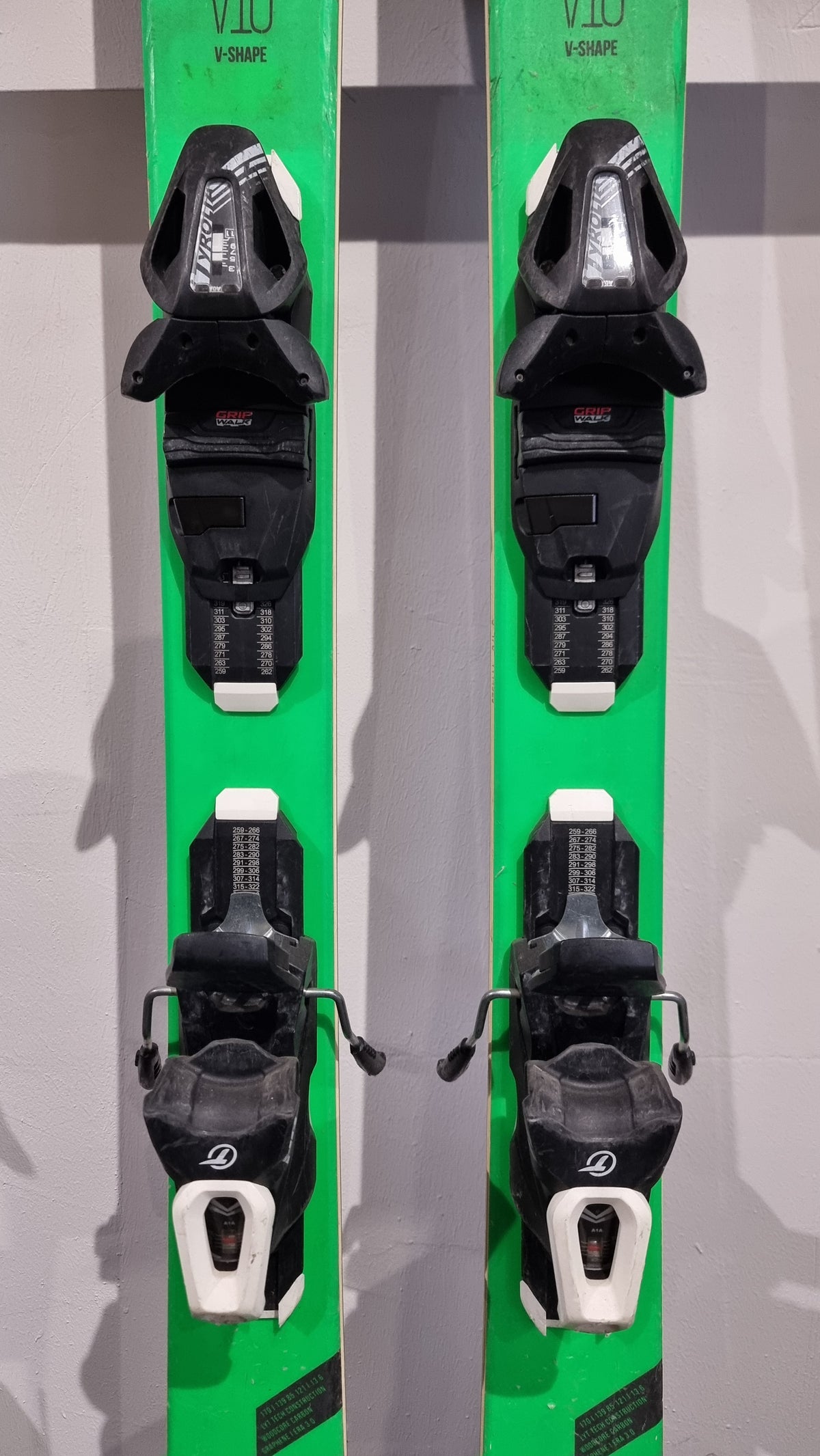 Head V-SHAPE V10 170cm