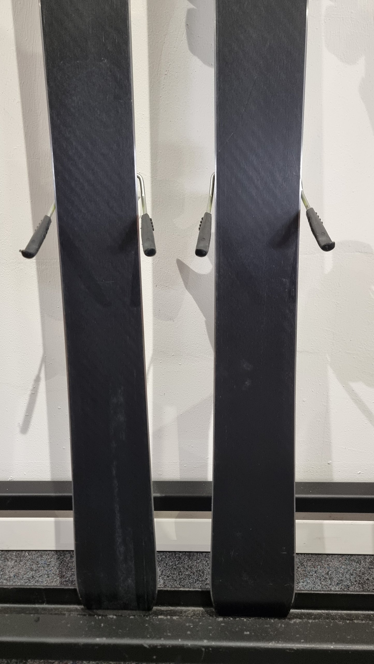 Kastle DX85 160cm