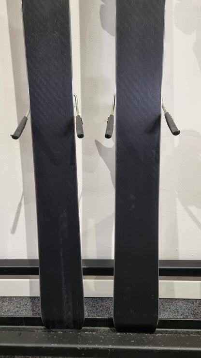 Kastle DX85 160cm