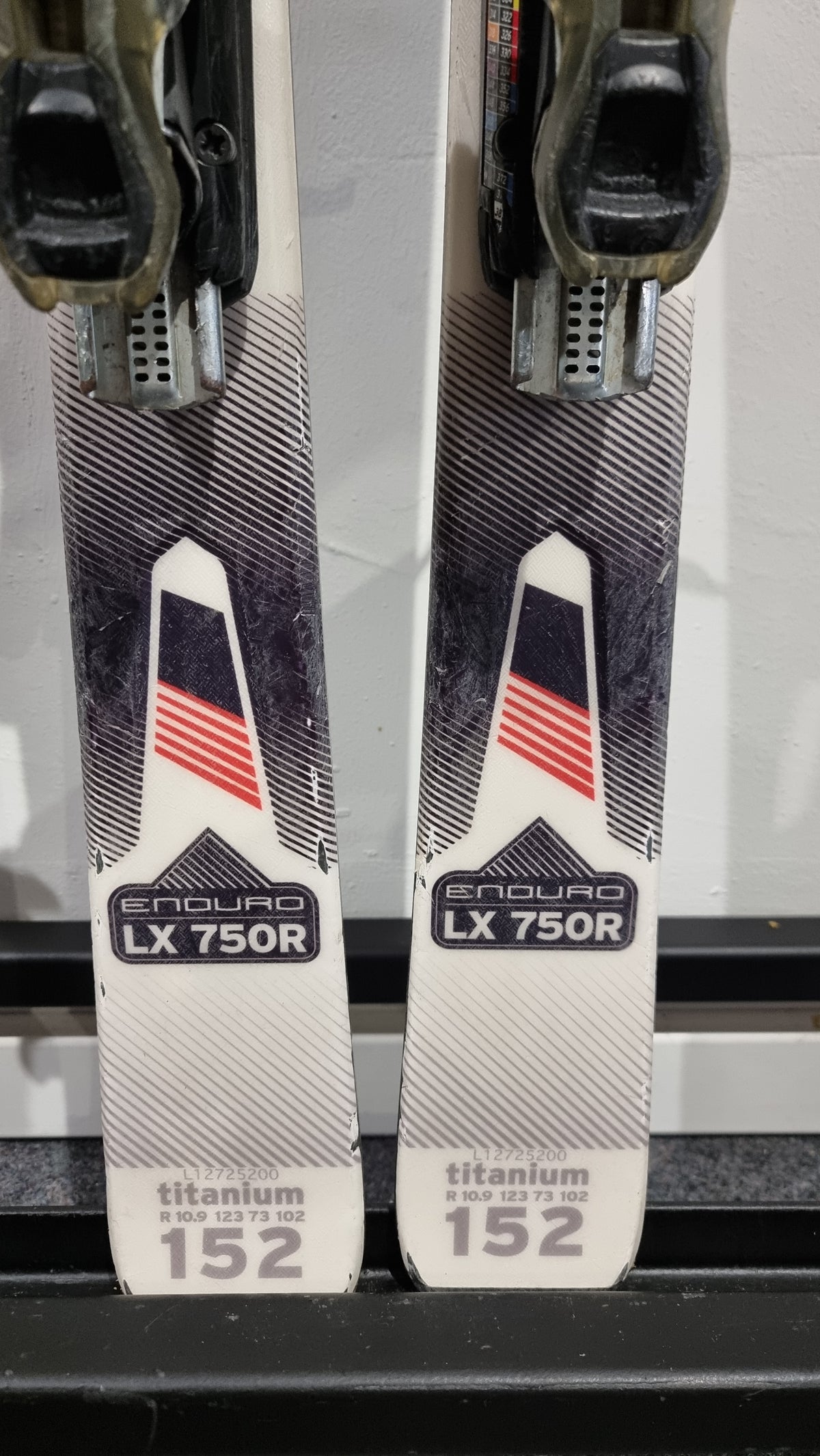 Salomon Enduro LX 750R 152cm