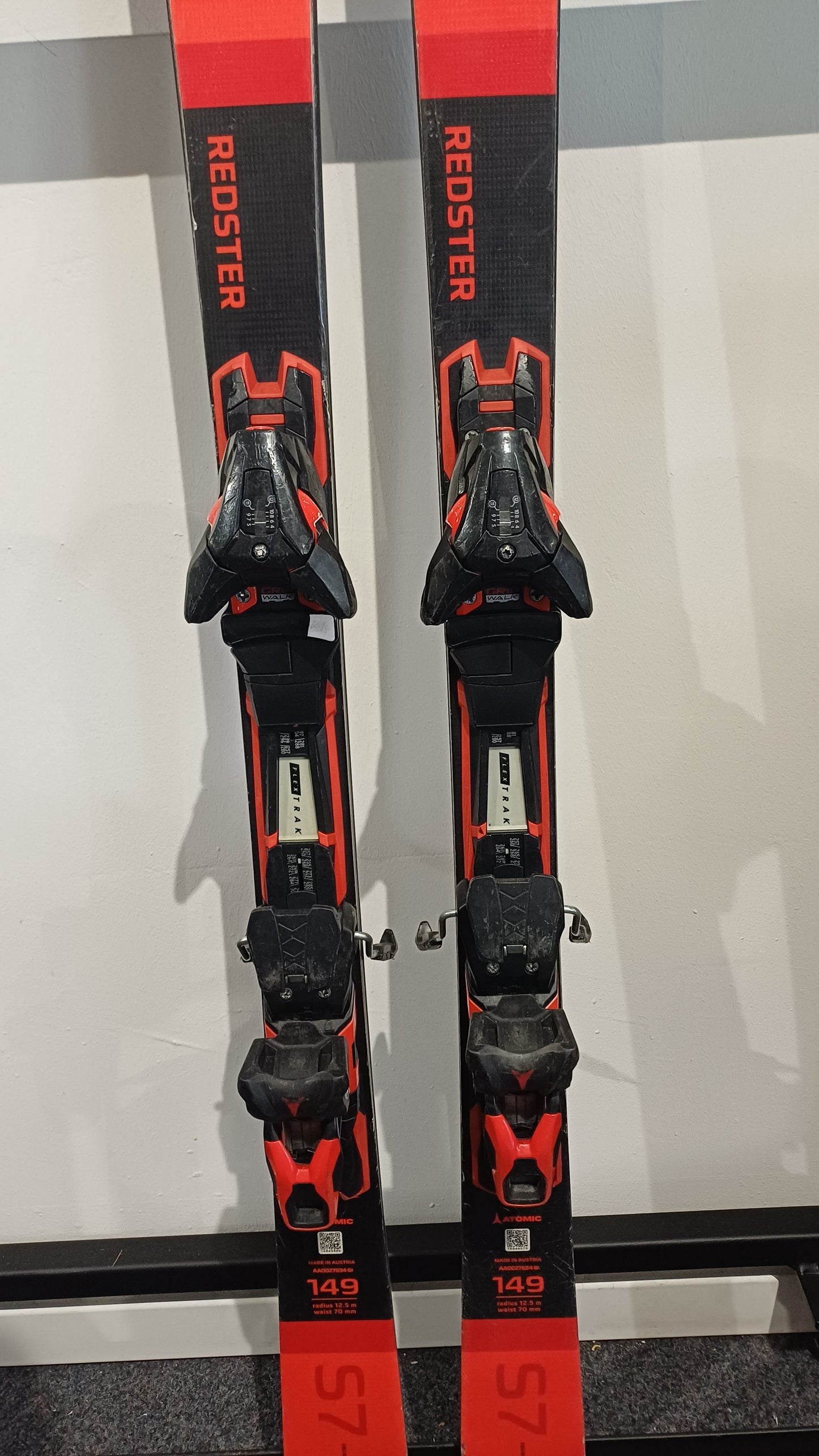 Atomic redster 57 149 cm