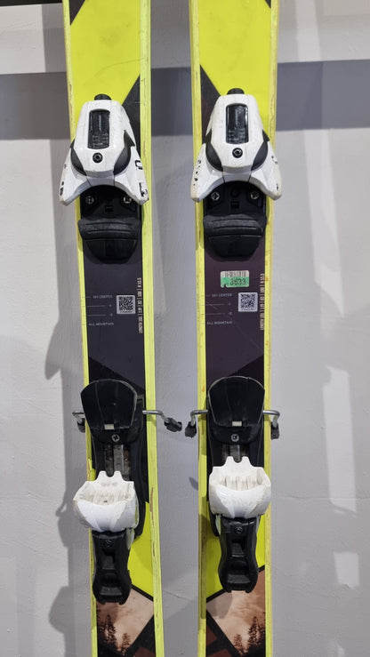 Head Framewall Eightyfour 161cm
