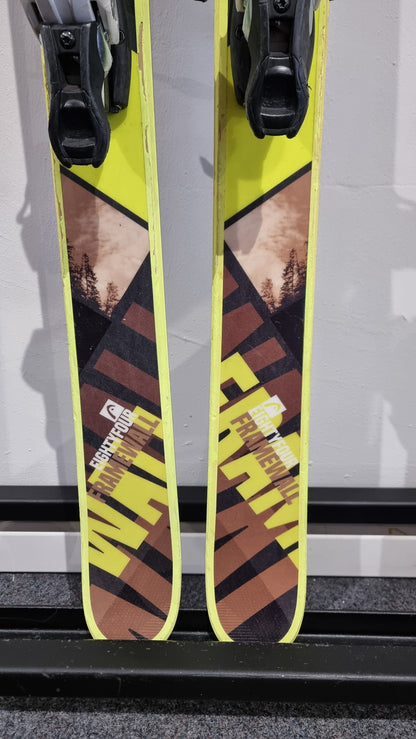 Head Framewall Eightyfour 161cm