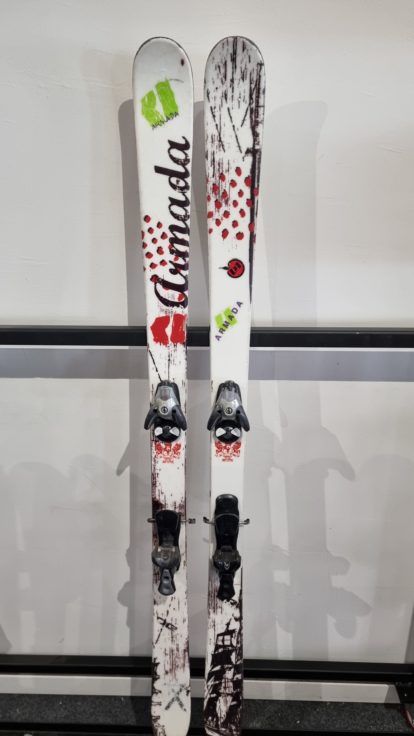 Armada 171cm
