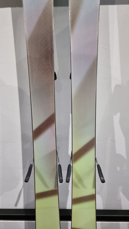 Head Residue 77 Junior 136cm