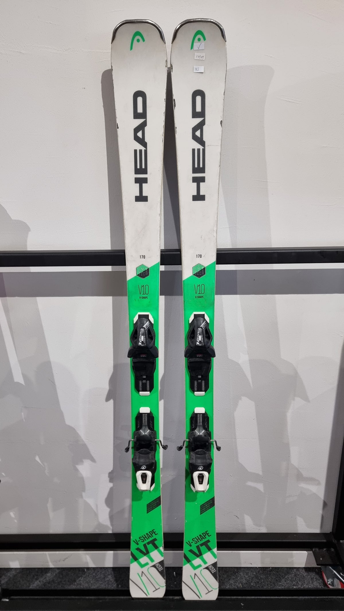 Head V-SHAPE V10 170cm