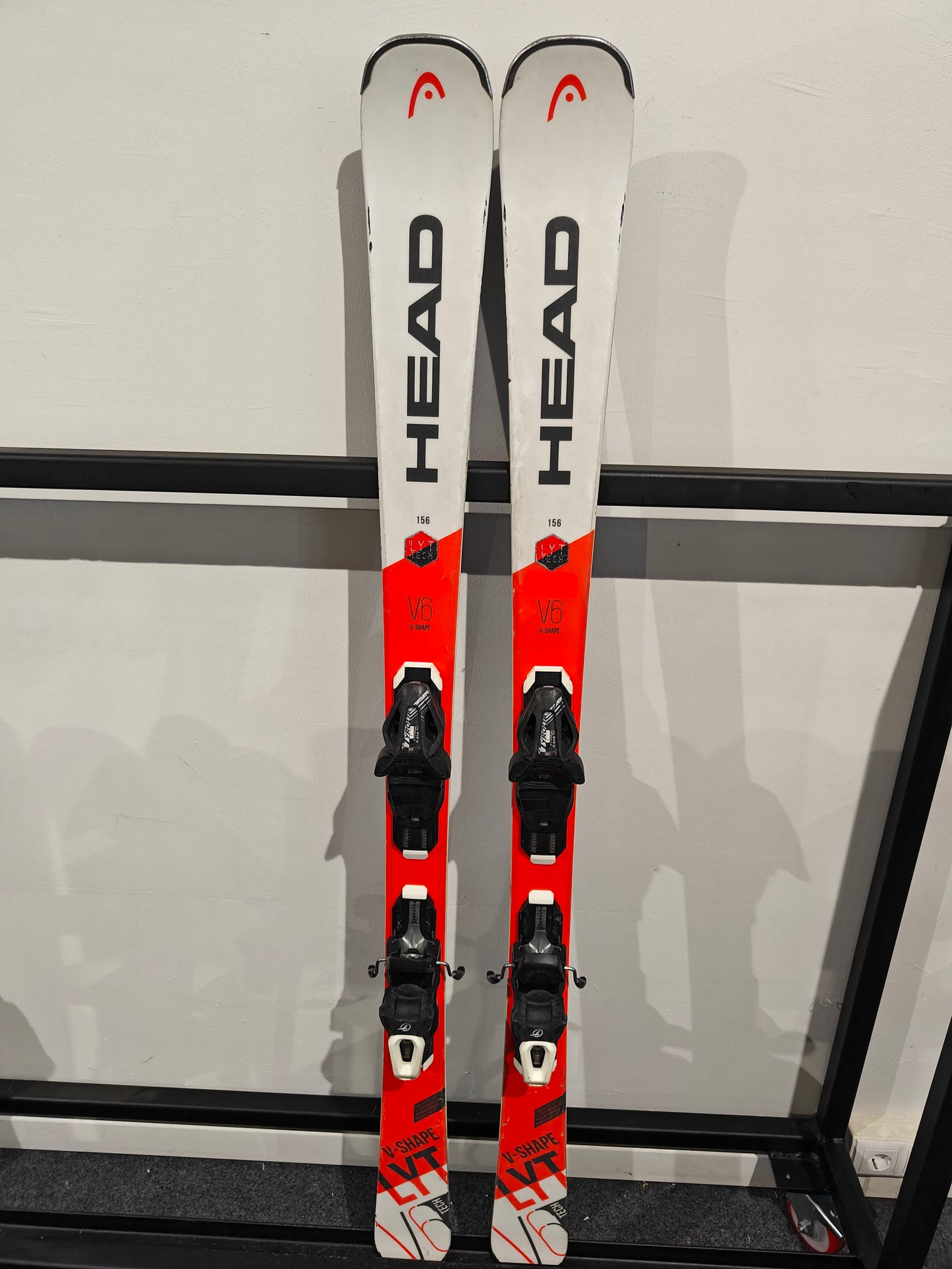 Head V-Shape V6 156 cm