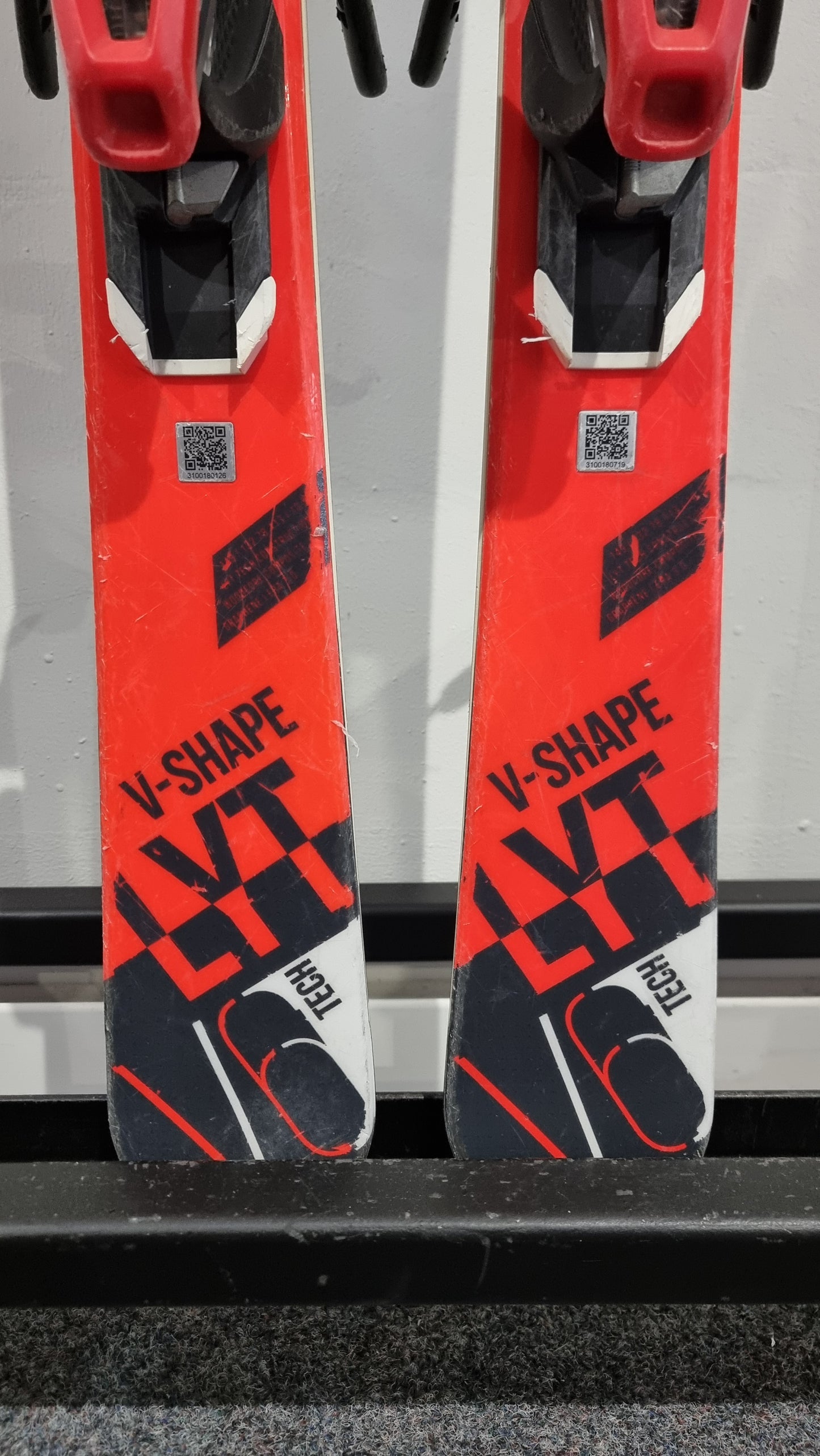 Head V-Shape V6 LYT 149cm