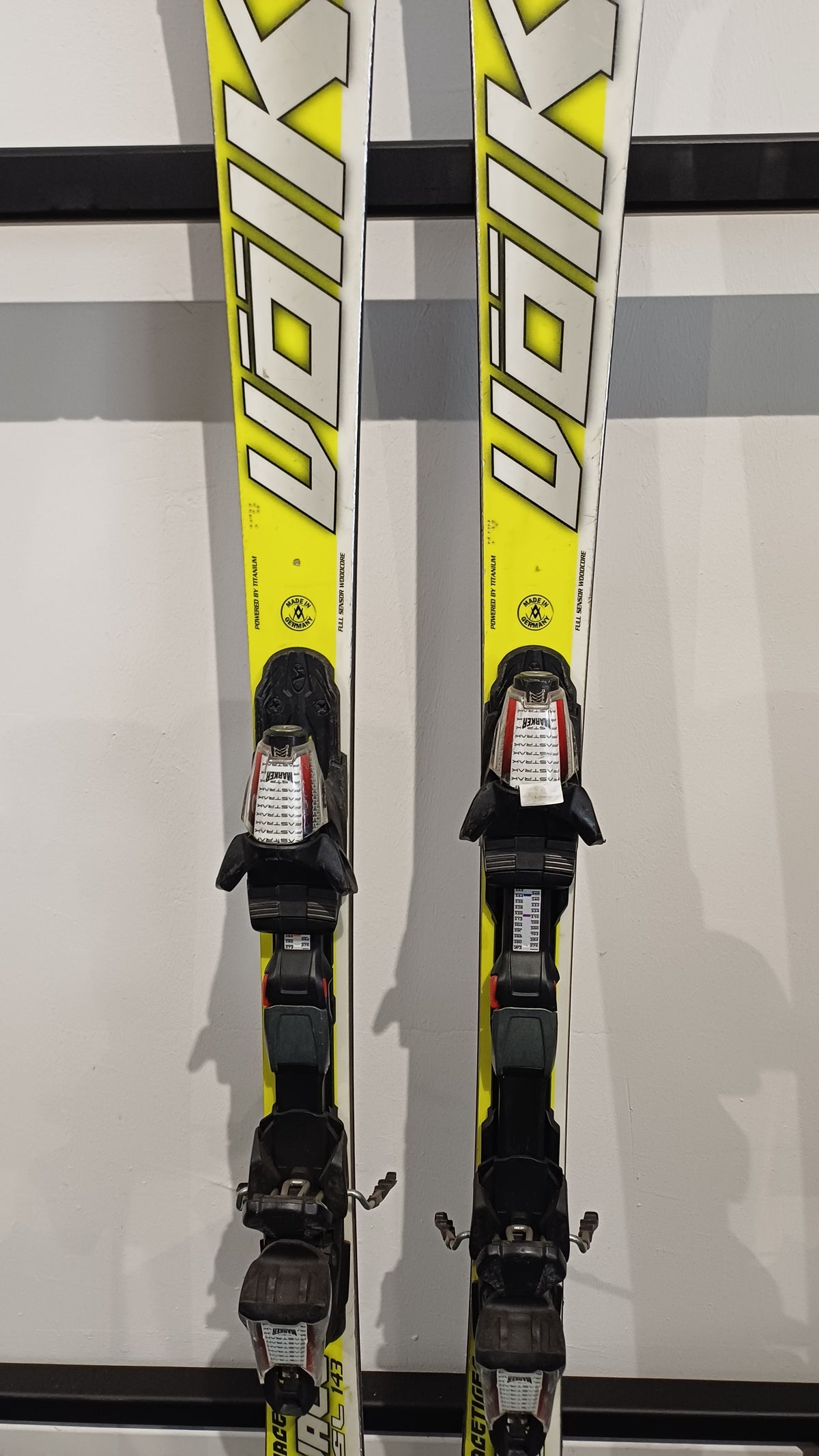 Völkl racetiger speed wall 143 cm