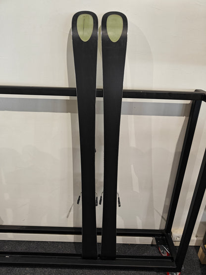 Kastle M83 153 cm