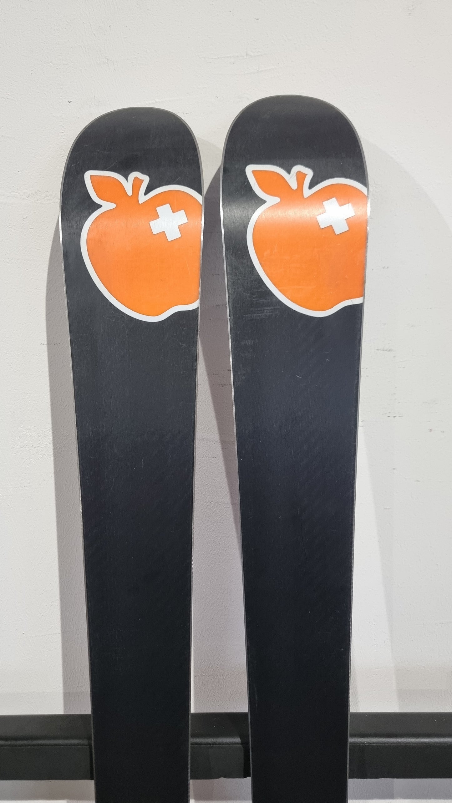 Movement Yaka 175cm