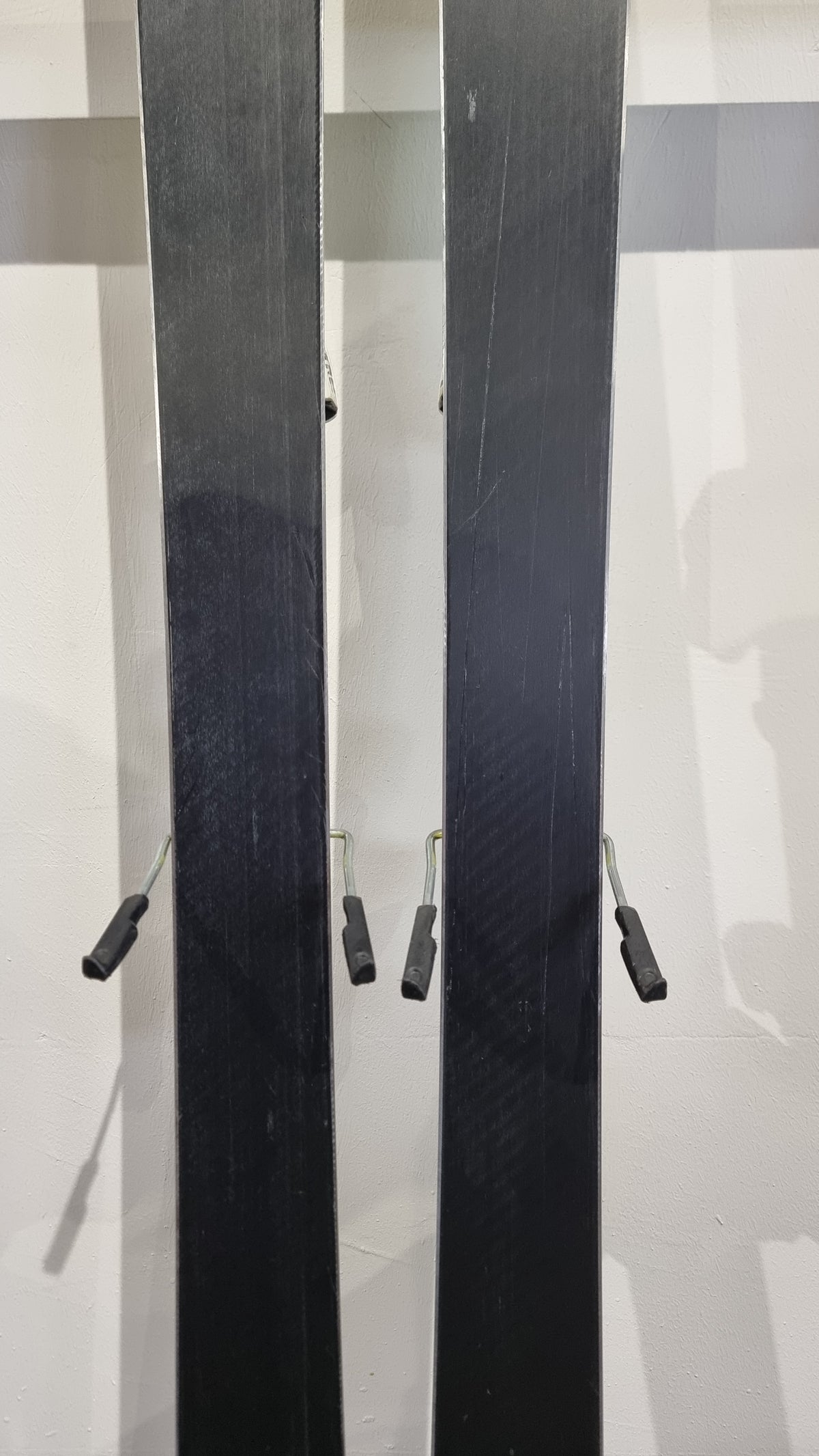Head Framewall Eightyfour 161cm