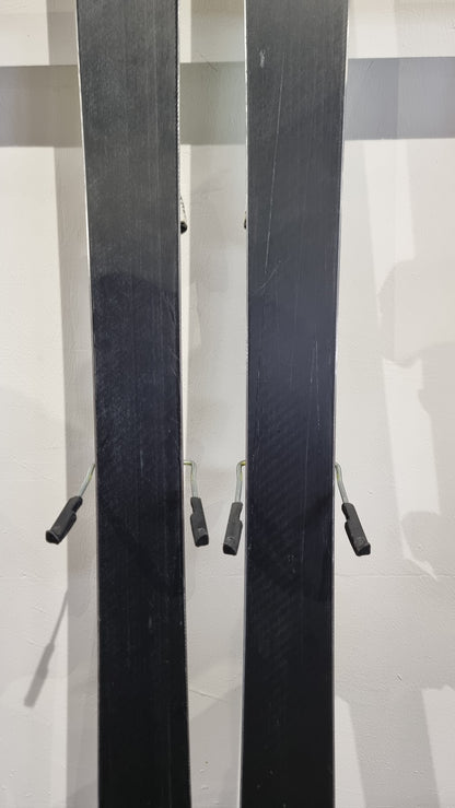 Head Framewall Eightyfour 161cm