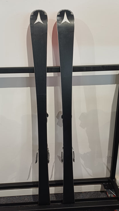 Atomic redster 59 153 cm