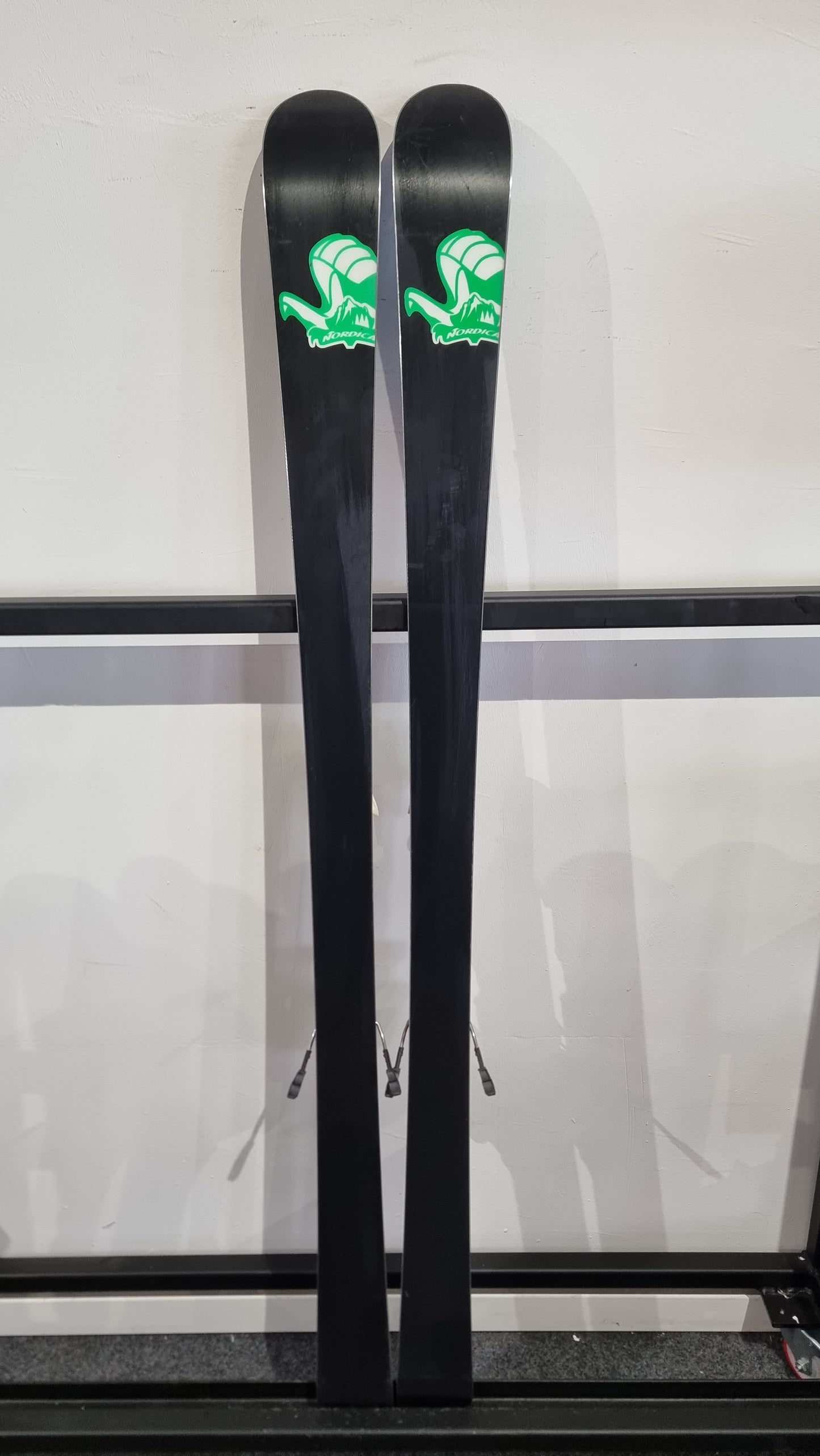 Nordica Belle to Belle 170cm