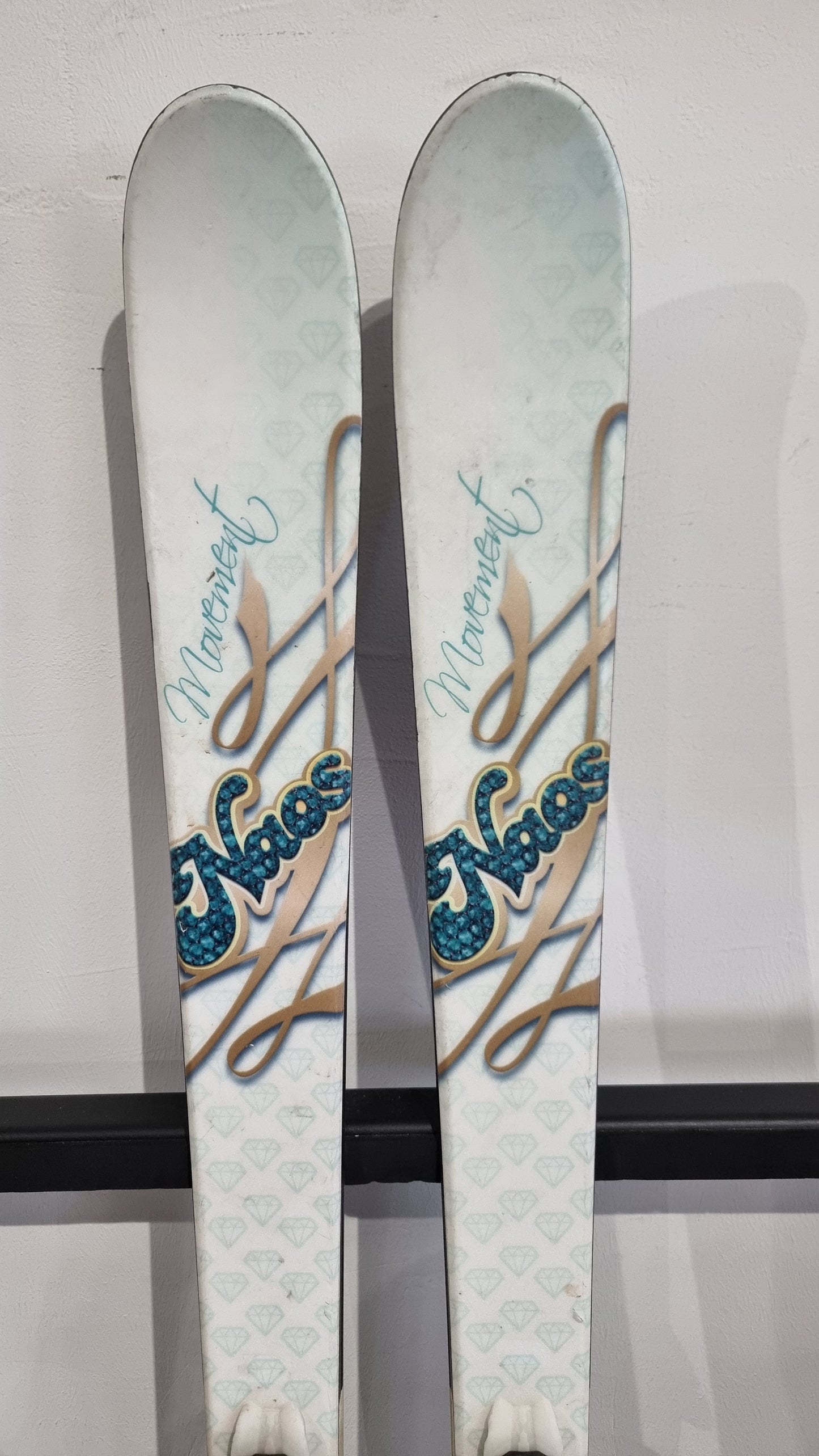 Movement Naas 168cm