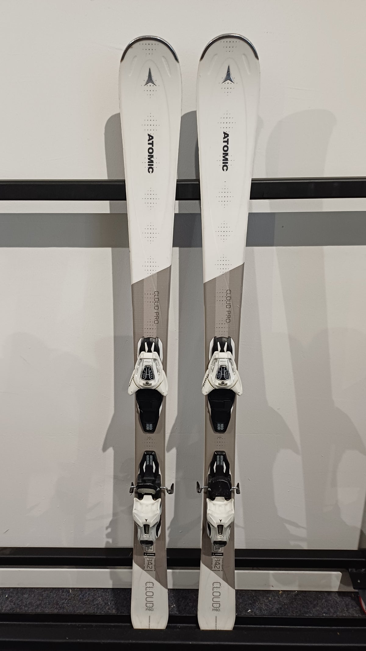 Atomic cloud pro 142 cm