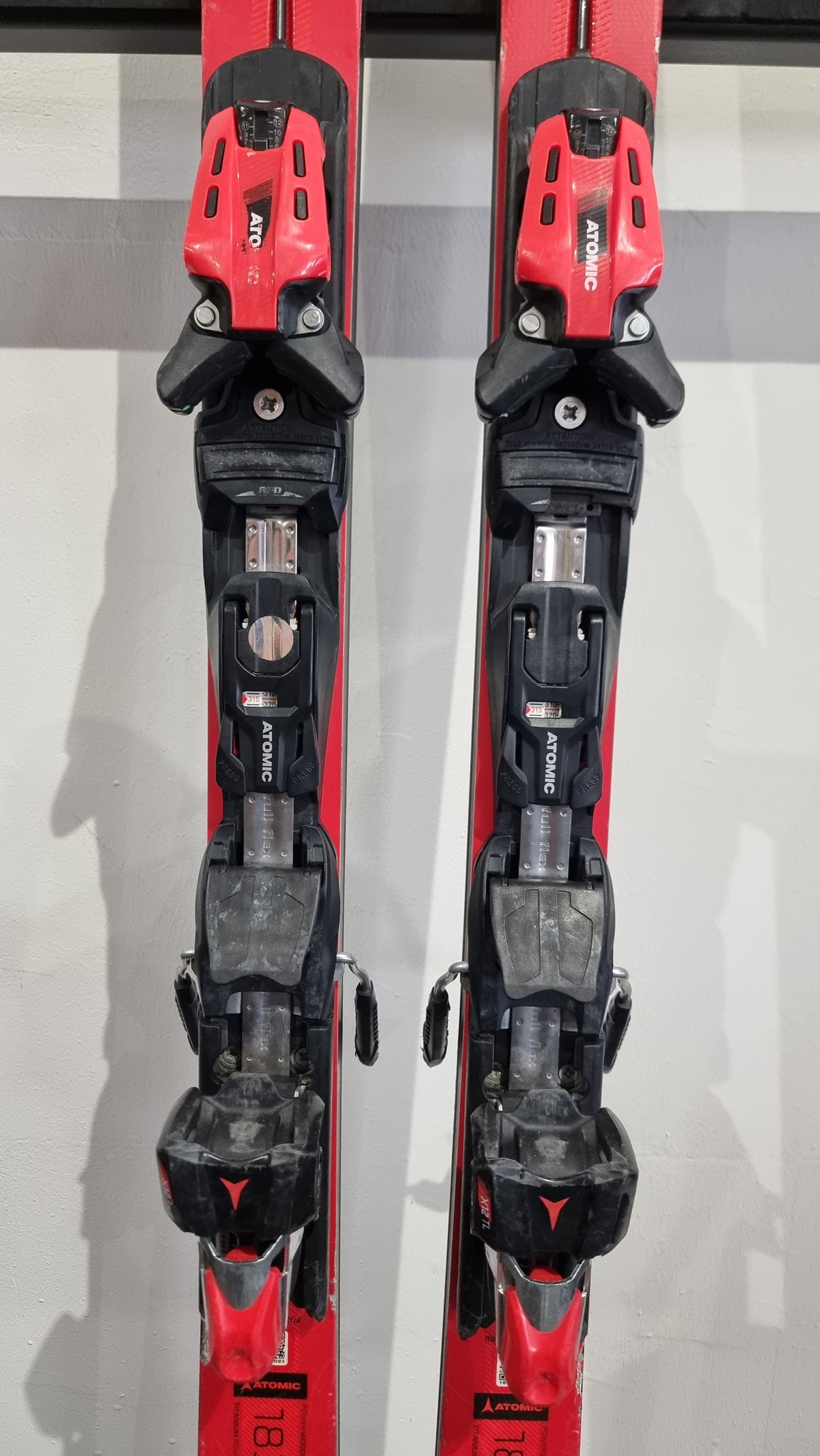 Atomic Redster G9 183cm