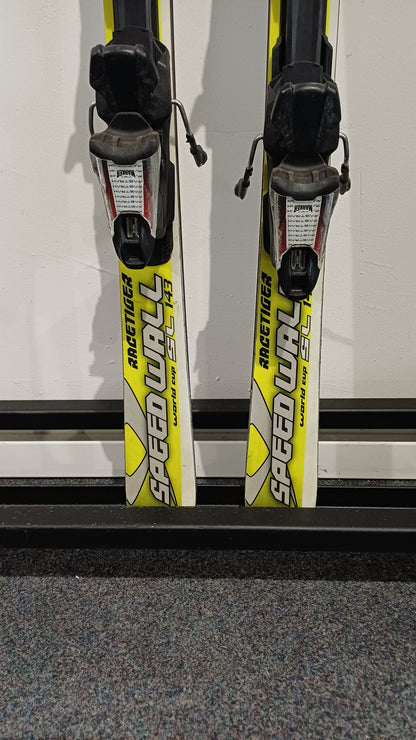 Völkl racetiger speed wall 143 cm