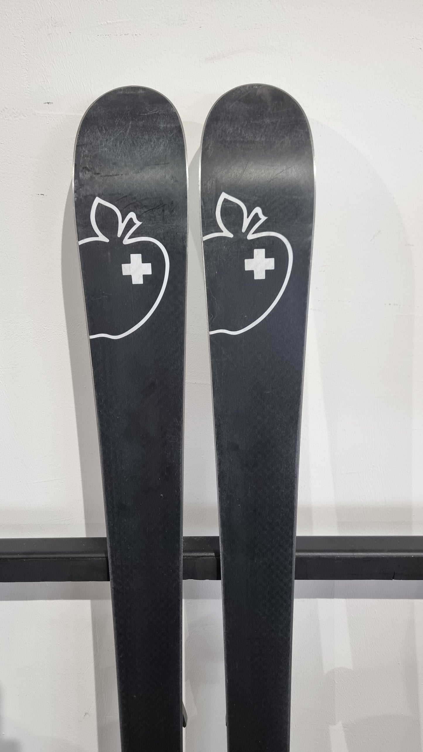Movement Naas 168cm