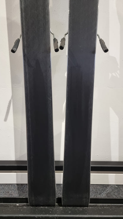 Kastle LX82 180cm
