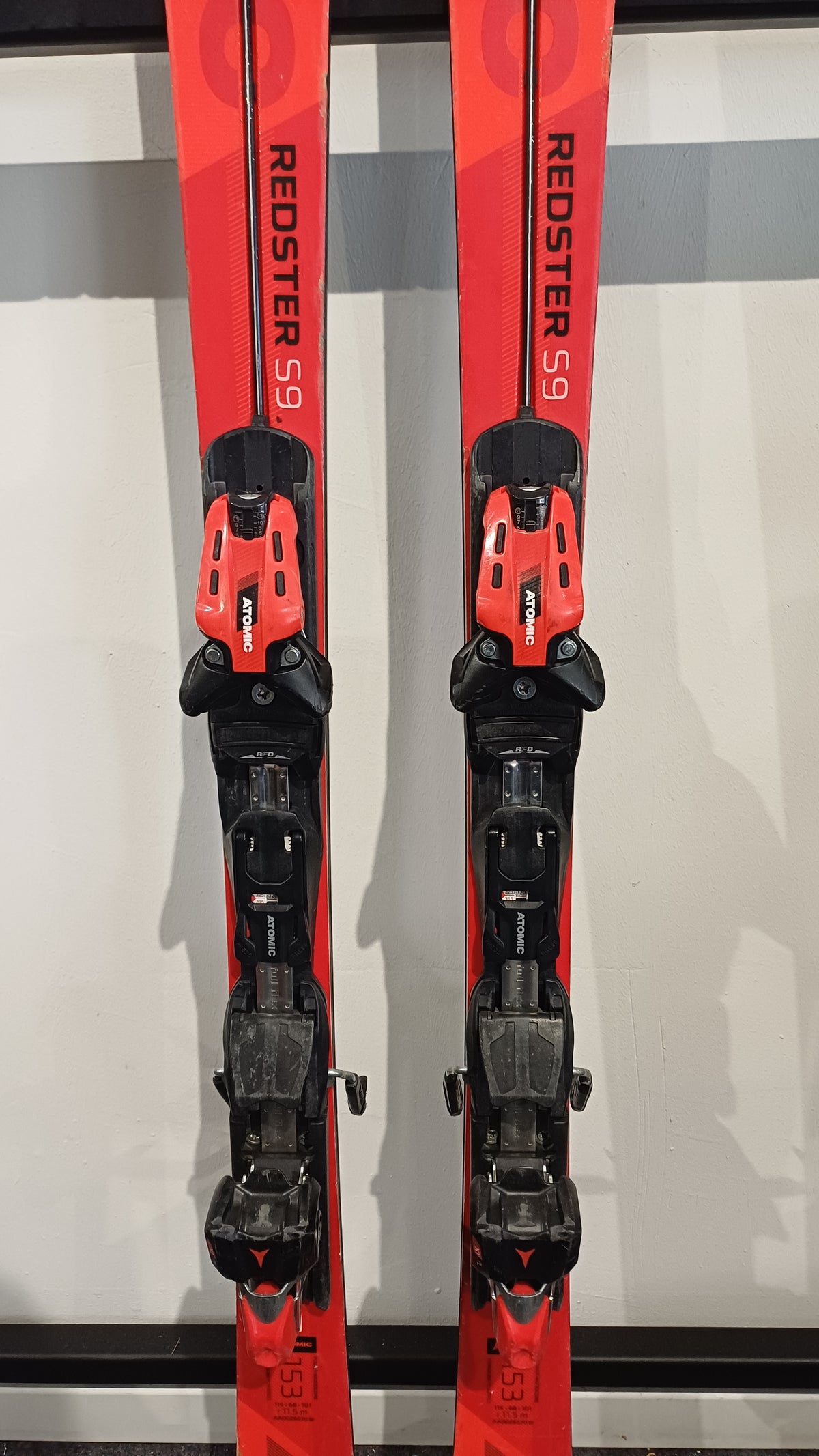 Atomic redster 59 153 cm