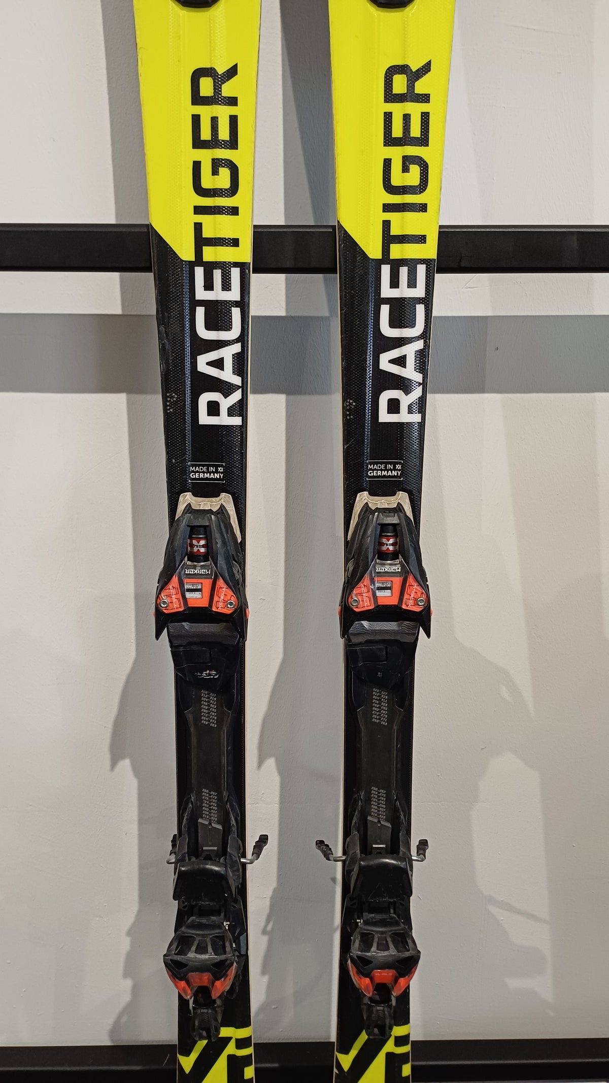 Völkl racetiger SC 155 cm