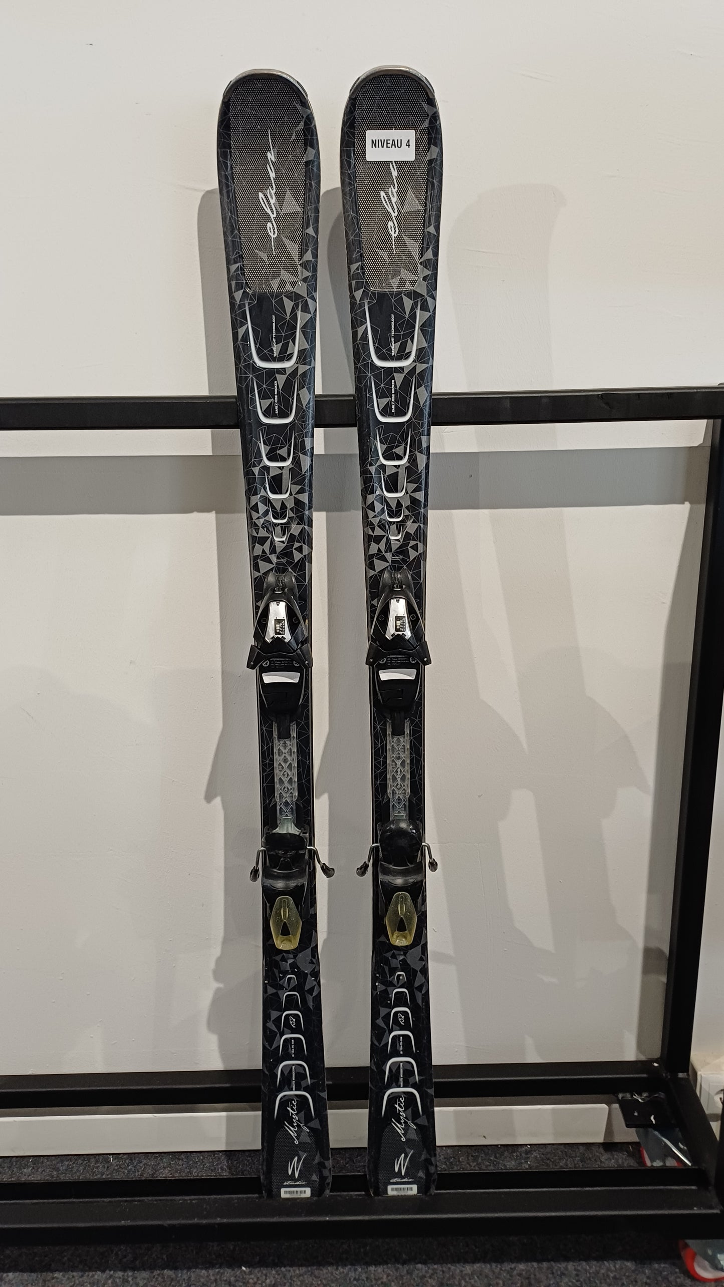 Elan mystic 152 cm